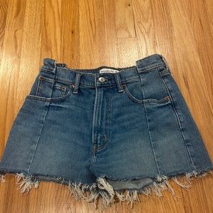 Abercrombie and fitch mom short high rise